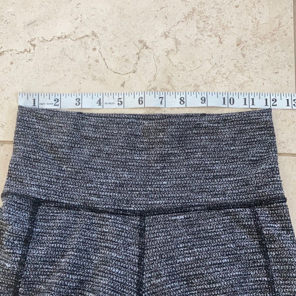 Lululemon High Rise Tight * Tall / Long - Picture 6 of 8